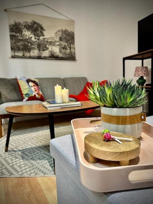 Chez Frida, Escapade Nimoise Apartment Nimes Ngoại thất bức ảnh
